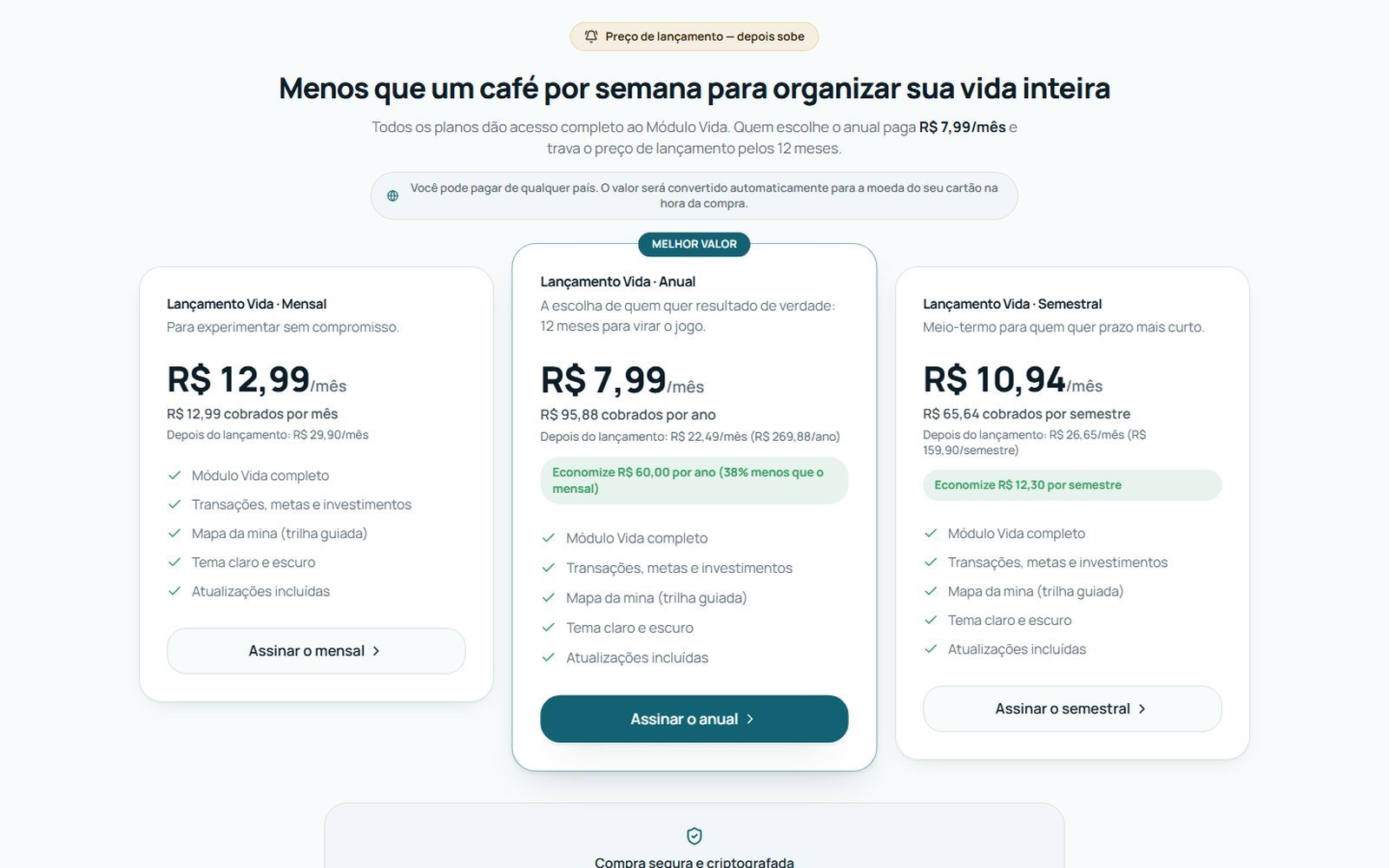 Assinatura com planos mensal, semestral e anual, pagamento por cartão ou Pix e acesso automático após a aprovação.